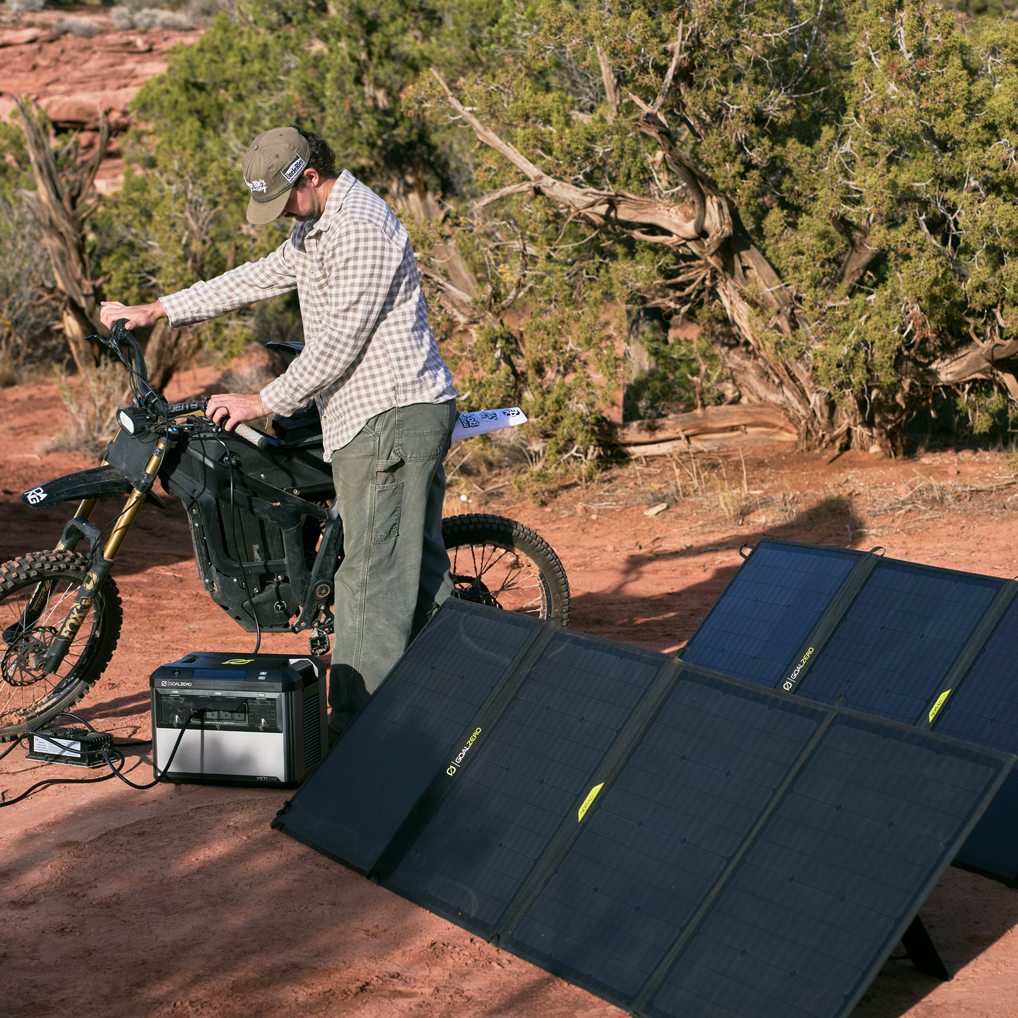 Yeti 1500 + Skylight GoalZero37300 Yeti1500 LS Launch 48 Large 1