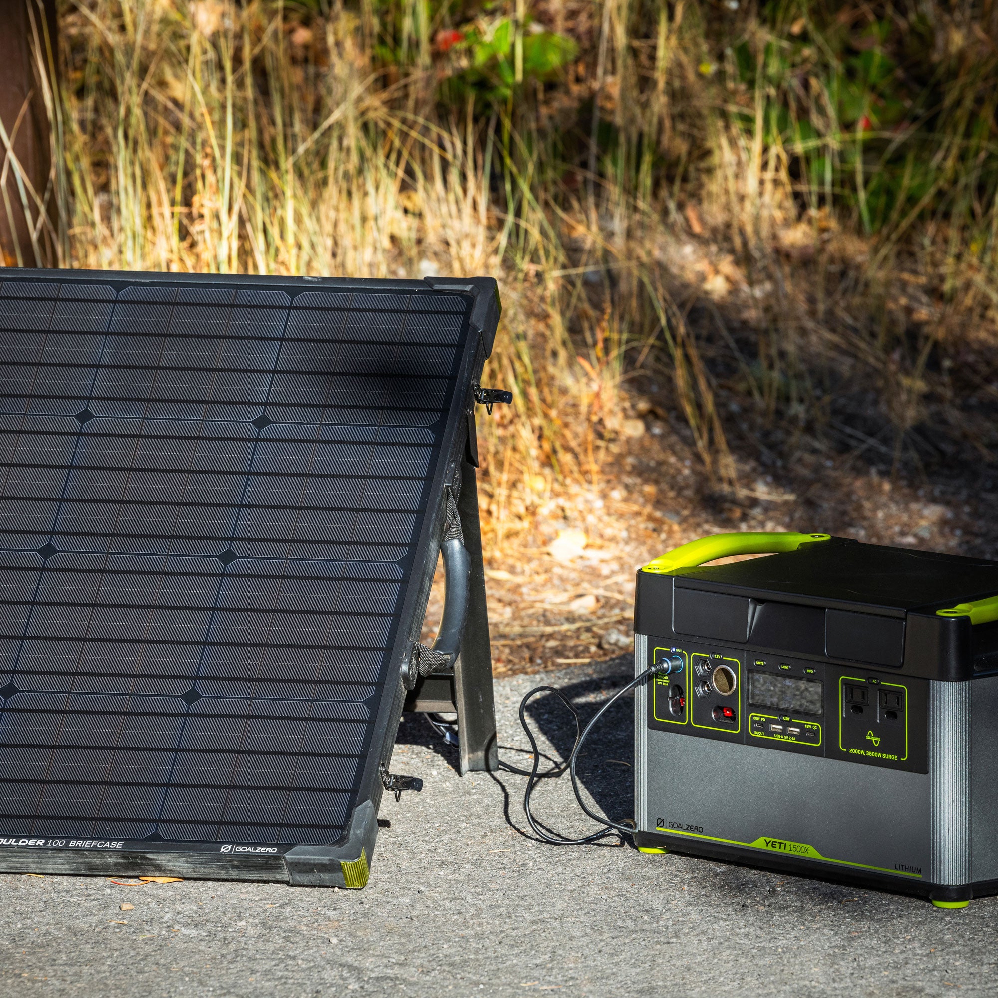 Boulder 100 Briefcase Solar Charging Kit Parings AndyEarl 110617 DSC 4394 Edit